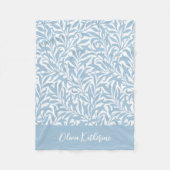 Sky Blue Willow Bough Monogrammed Fleecedecke (Vorderseite)