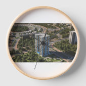 Sky Building Wall Clock – Modern Timepiece Uhr (Vorderseite)