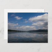 Sky Reflection on Keuka Lake, New York Postkarte (Vorne/Hinten)