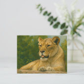 Skybound Grace - Lioness on Ledge Postkarte (Stehend Vorderseite)