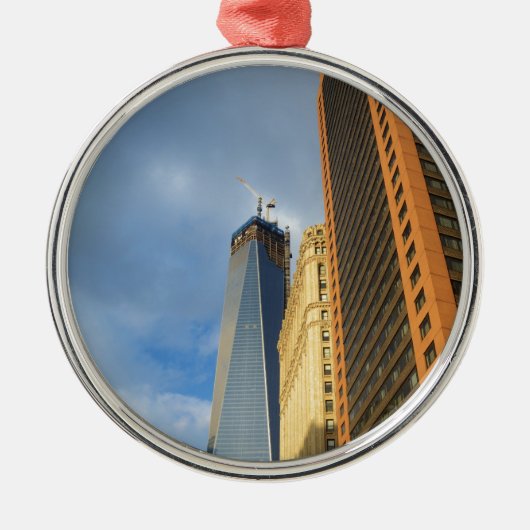 Skycraper Reflections of New York Silbernes Ornament (Vorne)