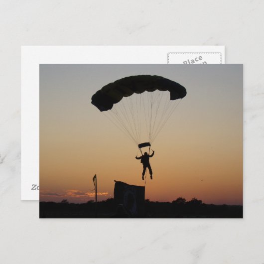 Skydiver Parachute bei Sunset Sky Diver Postkarte (Vorne/Hinten)