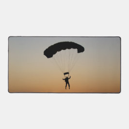 Skydiver Parachute bei Sunset Sky Diver Schreibtischunterlage