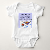 SKYDIVING BABY STRAMPLER (Vorderseite)