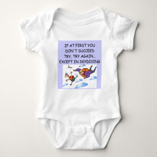 SKYDIVING BABY STRAMPLER (Vorderseite)