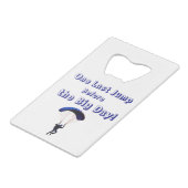 Skydiving Bachelor Party Funny Adventure Theme Geldbeutel Flaschenöffner (Vorderseite Schrägansicht)