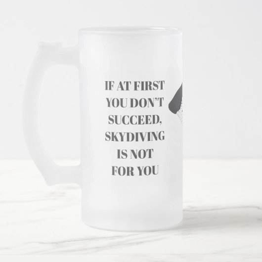Skydiving Slogan Mattierte Tasse (Links)