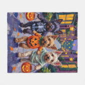Skye Terrier Trick-or-Treating Halloween Costumes Fleecedecke (Vorderseite (Horizontal))
