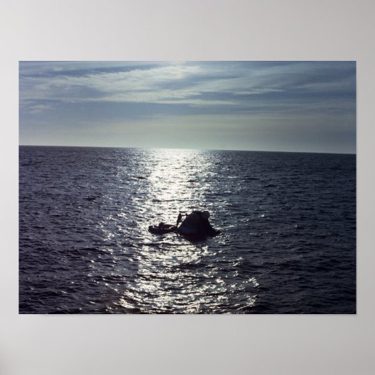 Skylab 4 Splashdown & Erholung Poster (Vorne)