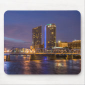Skyline bei Dusk, am Grand River Mousepad (Vorne)