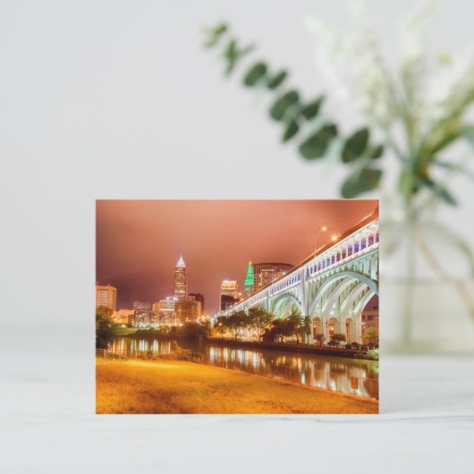 Skyline Clevelands Ohio Postkarte (Stehend Vorderseite)