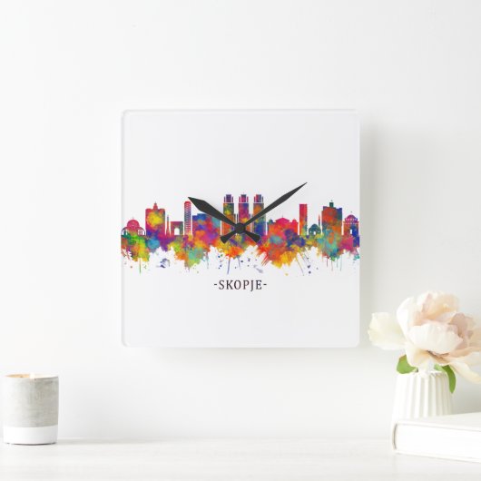 Skyline der Republik Mazedonien Quadratische Wanduhr (Zuhause)