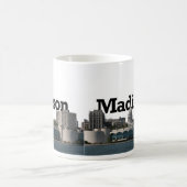 Skyline Madisons Wisconsin mit Madison im Himmel Kaffeetasse (Mittel)