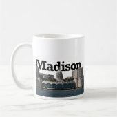 Skyline Madisons Wisconsin mit Madison im Himmel Kaffeetasse (Links)
