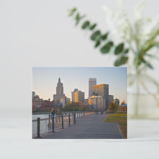 Skyline of Providence, Rhode Island Postkarte (Stehend Vorderseite)