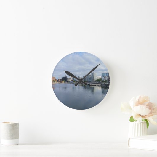 Skyline Runde Wanduhr (Zuhause)