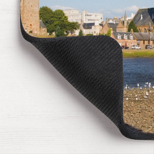 Skyline und Fluss der malerischen Stadt Inverness Mousepad (Ecke)