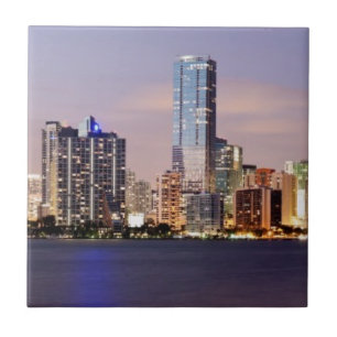Skyline USA, Florida, Miami an Dämmerung 2 Fliese