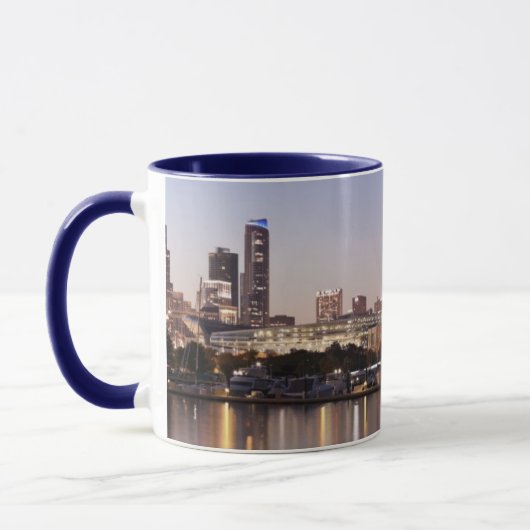 Skyline USA, Illinois, Chicago an der Dämmerung Tasse (Links)