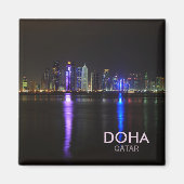 Skyline von Doha, Katar am nächtlichen Quadrat Magnet (Vorne)