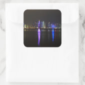 Skyline von Doha, Katar bei Nachtaufkleber Quadratischer Aufkleber (Tasche)