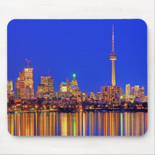 Skyline von Downtown Toronto bei Nacht Mousepad