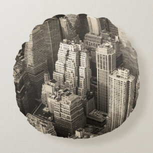 Skyline von Manhattan, schwarz-weiße Luft. Rundes Kissen