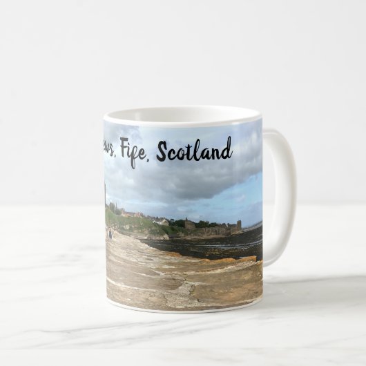 Skyline von St Andrews, Pfeife, Schottland mit Kaffeetasse (VorderseiteRechts)