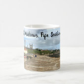 Skyline von St Andrews, Pfeife, Schottland mit Kaffeetasse (Mittel)