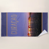 Skyline von Willemstad at Night (anpassbar) Strandtuch (Vorderseite)
