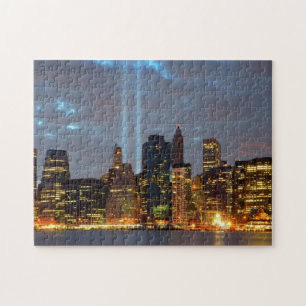 Skylineansicht der Stadt in der Nacht Puzzle