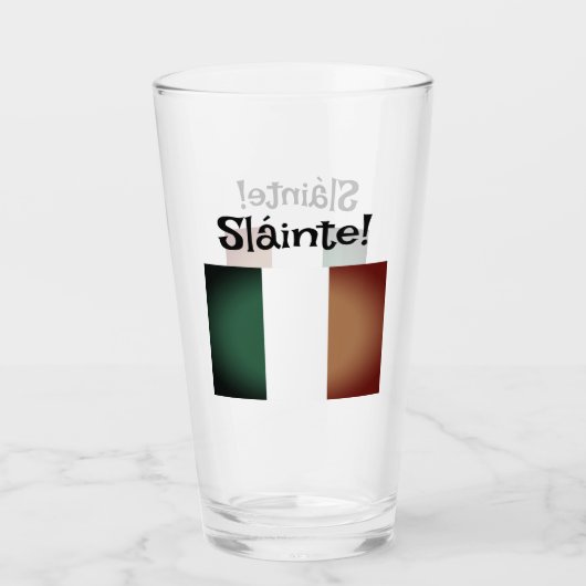 Sláinte! Bierglas der irischen Flagge St Patrick's Glas (Vorderseite)