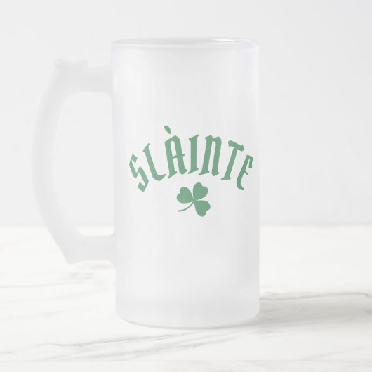 SLÀINTE Funny Irish St. Patrick's Day Green Clover Mattglas Bierglas (Links)