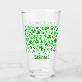 Sláinte Glücks-Irische Shamrocks Personalisierter  Glas (Rückseite)