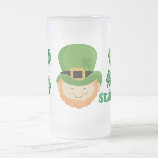 Sláinte! Irische Kobold und Kleeblätter Mattglas Bierglas (Mittel)