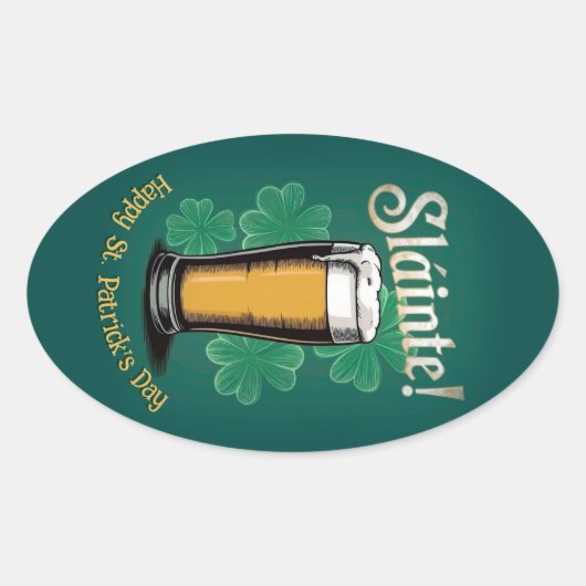 Slàinte! St. Patrick's Day Pint of Beer on Green Ovaler Aufkleber (Vorderseite)