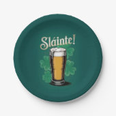Slàinte! St. Patrick's Day Pint of Beer on Green Pappteller (Vorderseite)