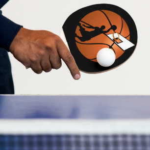Slam Dunk Basketball Player mit Hoop on Ball Tischtennis Schläger