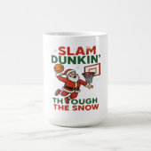 Slam Dunkin Through The Snow- Christmas Basketball Kaffeetasse (Mittel)
