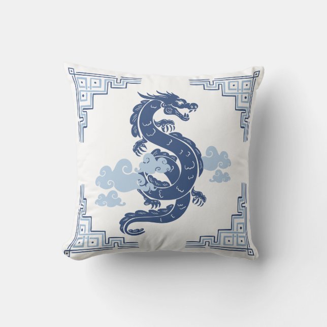 Slate Blue Chinoiserie Dragon and Clouds Kissen (Vorderseite)