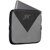 Slate Gray Monogram Laptopschutzhülle (Vorne Rechts)