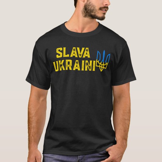 Slava Ukraini steht mit ukraine T-Shirt (Vorderseite)