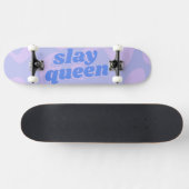 Slay Queen Pastel Blue Groovy Moderne Typografie Skateboard (Horizontal)