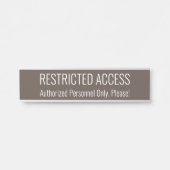 Sleek and Contemporary "RESTRICTED ACCESS Sign" Türschild (Vorderseite )