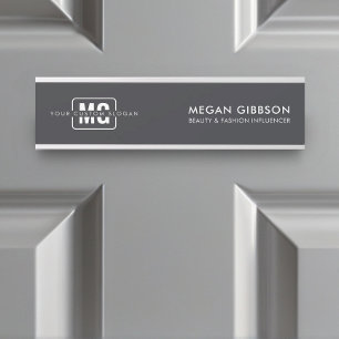 Sleek Black Beruflich Monogram Hangame Türschild