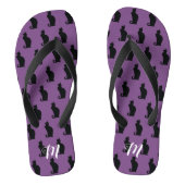 Sleek Black Cat Pattern Monogram Badesandalen (Fußbett)