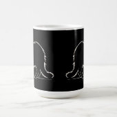 Sleek Cat Silhouette - Purr-fect Coffee Companion Kaffeetasse (Mittel)