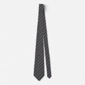Sleek Charcoal Gray & Silver Diagonal Pinstripe Krawatte (Vorderseite)