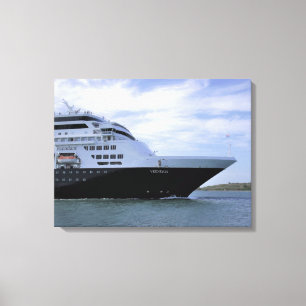 Sleek Cruise Ship Bow Leinwanddruck