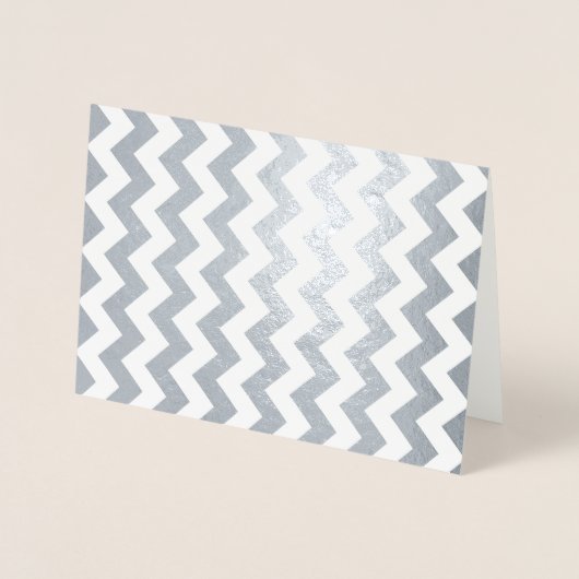 Sleek Silver und White Zigzag Folienkarte (Vorderseite)